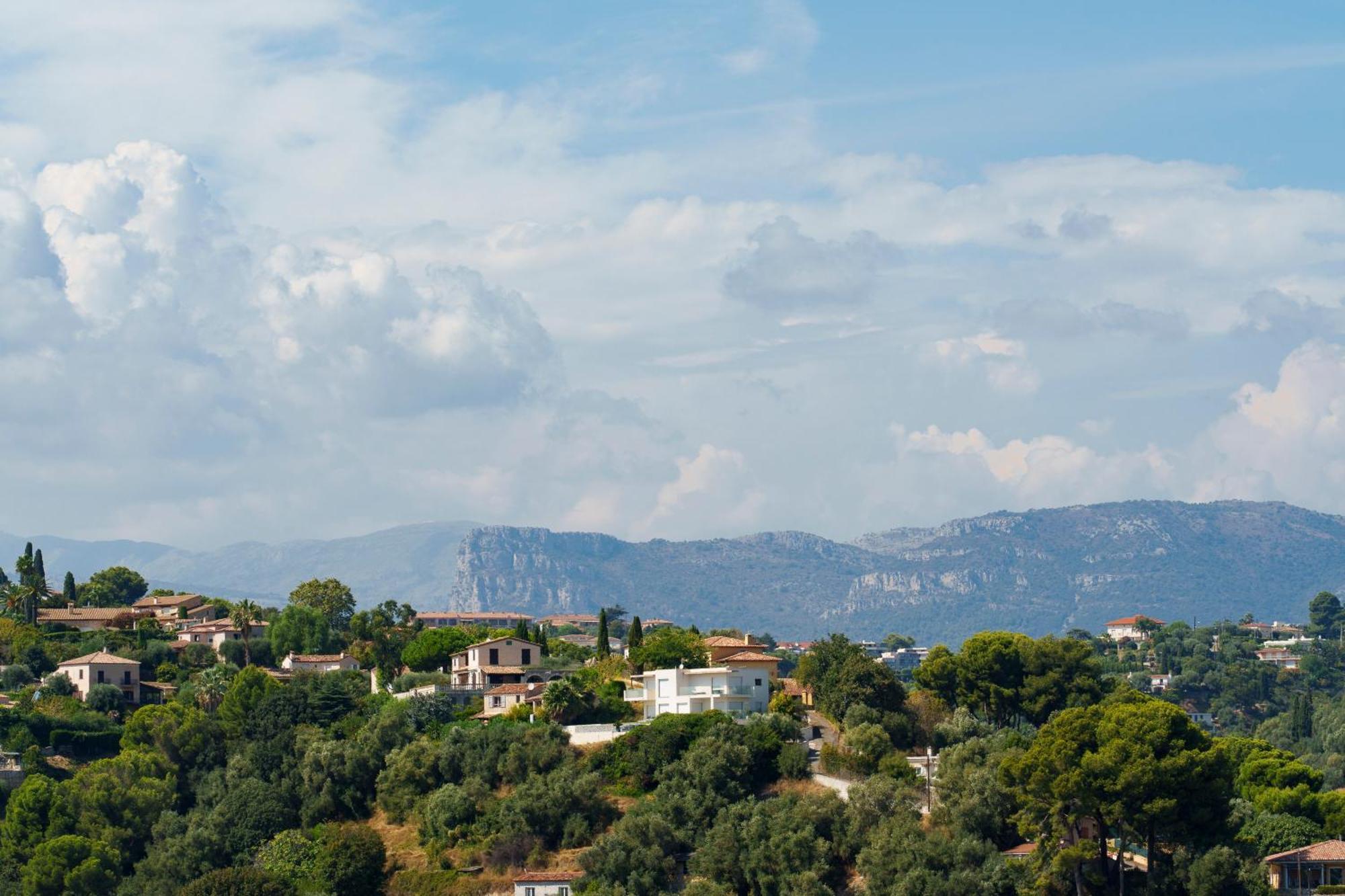 Renting - Abbaye - Luxury Penthouse Sea View Pool Tennis Parking Nice